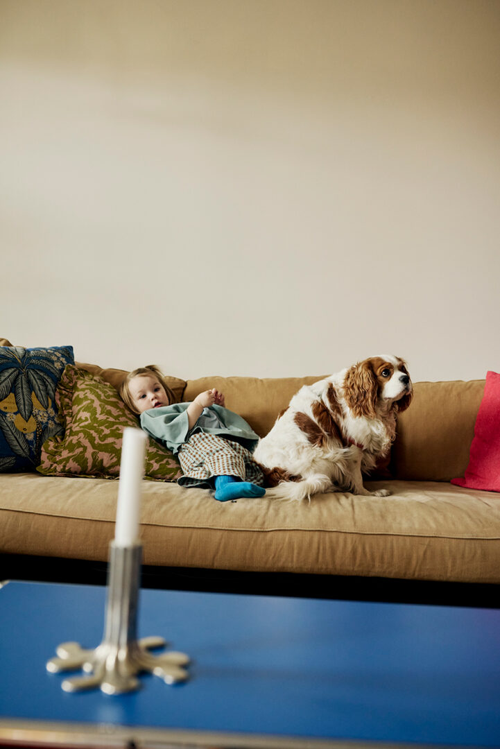 Milk / Elena Ramirez