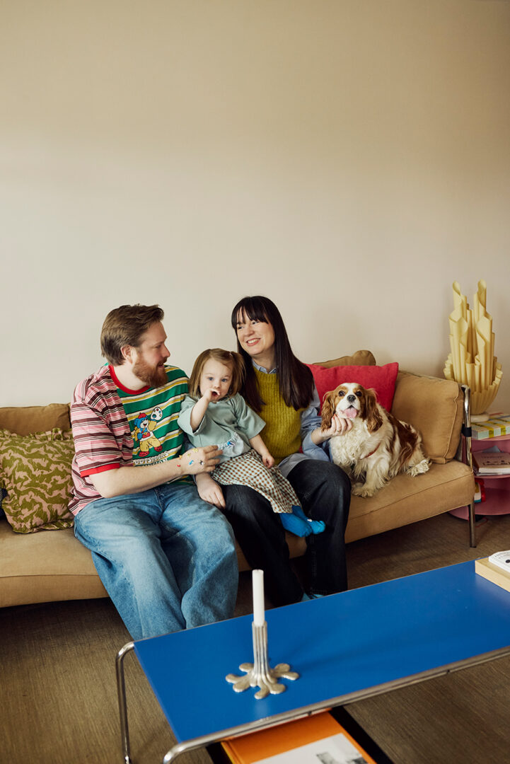 Milk / Elena Ramirez