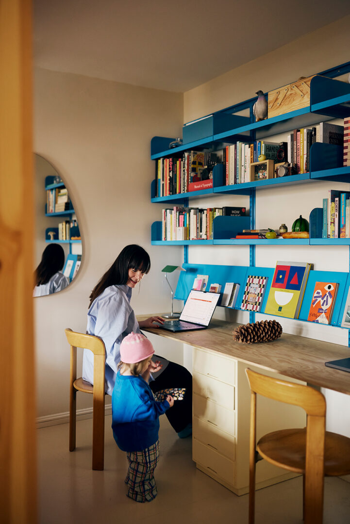 Milk / Elena Ramirez