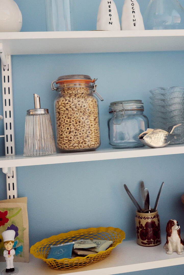 Milk / Elena Ramirez