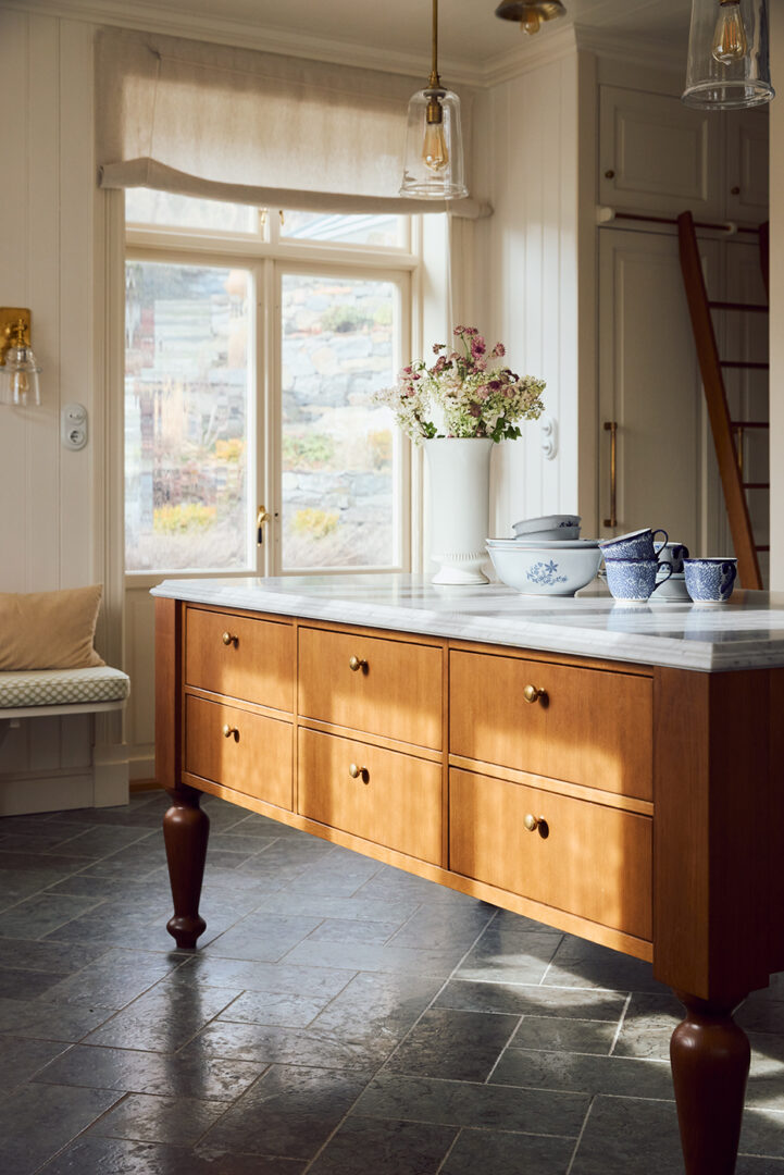 Kitchen & Beyond