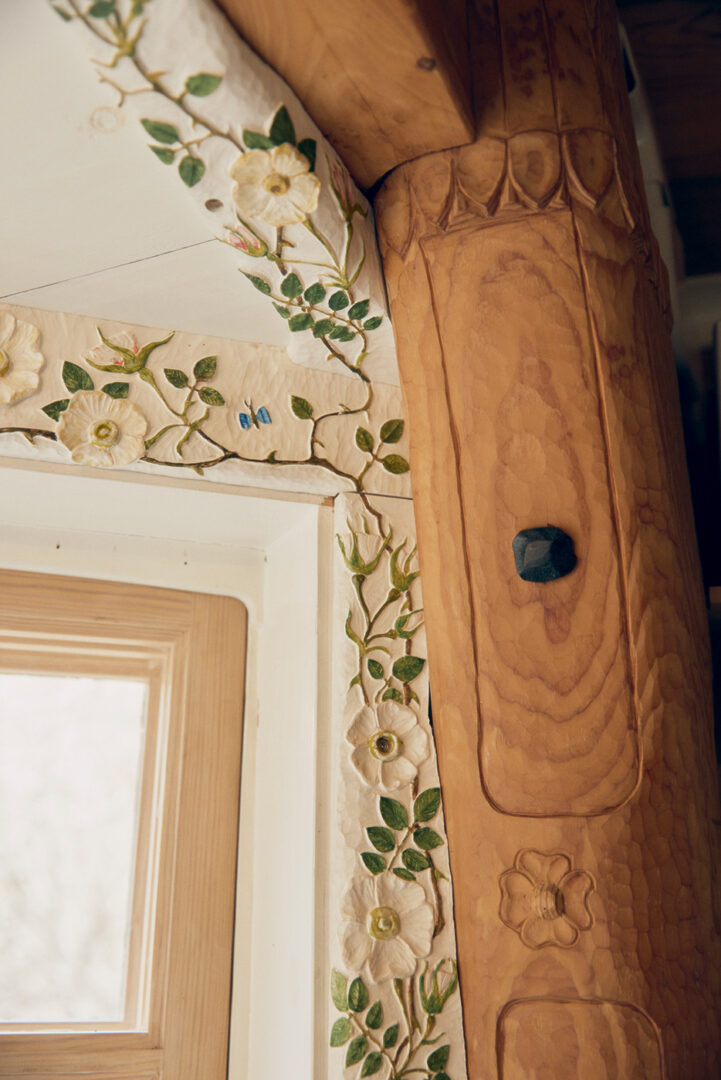 The World of Interiors / Klöverön