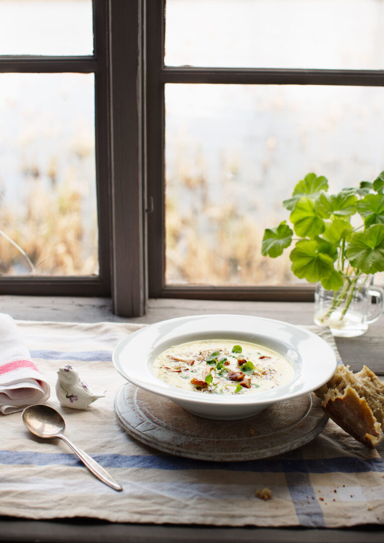 I det enkla bor det goda / Ernst Kirchsteiger
